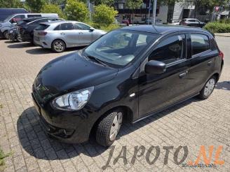 demontáž osobní automobily Mitsubishi Space-star Space Star (A0), Hatchback, 2012 1.0 12V 2015/5