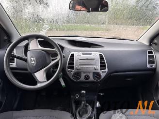 Hyundai I-20 i20, Hatchback, 2008 / 2015 1.2i 16V picture 17