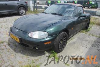 Uttjänta bilar auto Mazda MX-5 MX-5 (NB18/35/8C), Cabrio, 1998 / 2005 1.8i 16V 2000/6