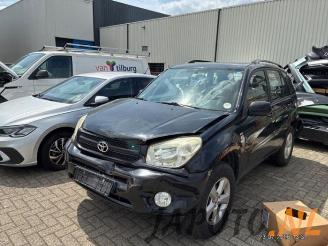 Uttjänta bilar auto Toyota Rav-4 RAV4 (A2), Terreinwagen, 2000 / 2005 1.8 16V VVT-i 4x2 2004/8