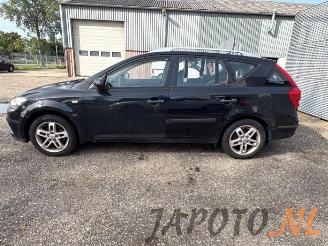 Kia Cee d Cee'd Sporty Wagon (EDF), Combi, 2007 / 2012 1.4 16V picture 2