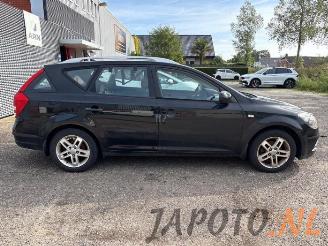 Kia Cee d Cee'd Sporty Wagon (EDF), Combi, 2007 / 2012 1.4 16V picture 6