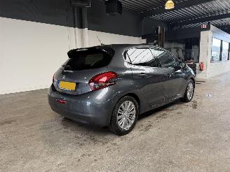 Peugeot 208 1.2 PureTech Allure 1e Eigenaar! picture 5