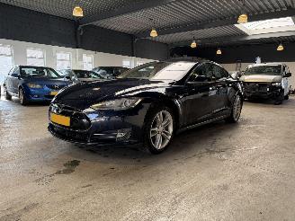 Voiture accidenté Tesla Model S Model S 85 FREE SUPERCHARGE 2013/12