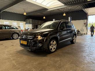 damaged passenger cars Volkswagen Tiguan 1.4 TSI Sport&Style DSG! NAP 2014/7