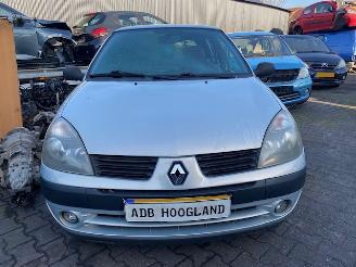 Sloopauto Renault Clio II (BB/CB) Hatchback 1.4 16V (K4J-710) [72kW] 5-BAK 2004/1