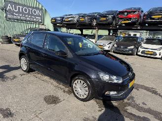 Schadeauto Volkswagen Polo 1.4 TDI 66KW Navi Airco Comfortline 5-Drs NAP 2015/12