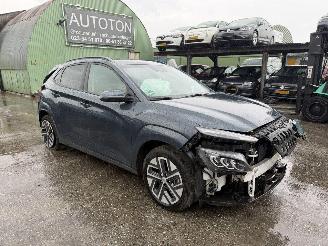 uszkodzony samochody osobowe Hyundai Kona 64 kWh EV 150KW Premium Leer Navi NAP 2023/4