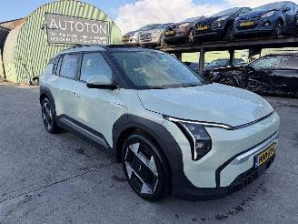 krockskadad bil auto Kia EV3 58.3 kWh 150KW Pano Plus Advanced Clima Navi Camera NAP 2025/3