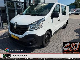 dañado vehículos comerciales Renault Trafic  2017/3