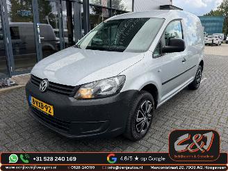 skadebil auto Volkswagen Caddy  2012/6