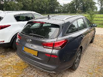 Hyundai I-30  picture 6