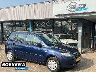 Schadeauto Mazda 2 1.4 Exclusive Elektrische ramen Trekhaak 2005/1