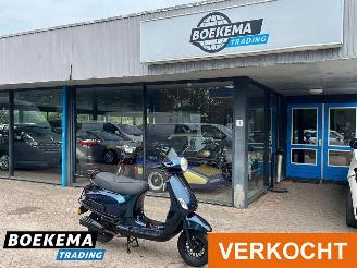 Vrakbiler auto Riya A-klasse Lux FB TY50QT-K Snor 2019/2