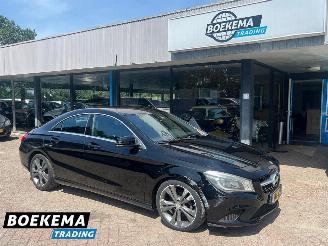 krockskadad bil auto Mercedes Cla-klasse 200 Prestige Automaat Navigatie Cruise Climate Stoelverwarming 2015/11