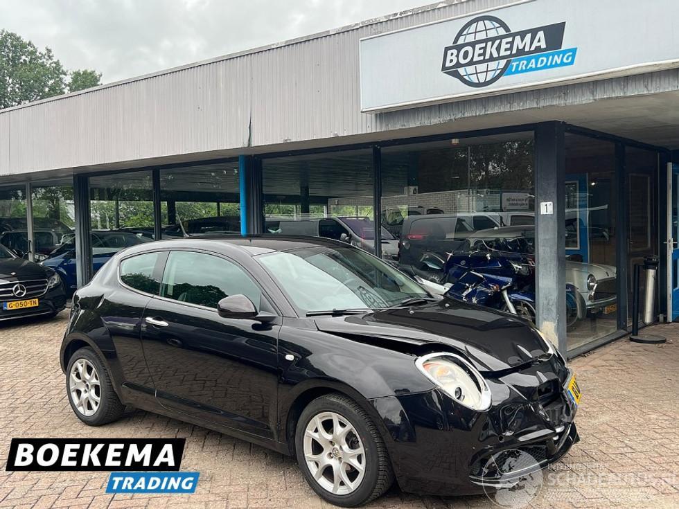 Alfa Romeo MiTo 1.4 Distinctive Clima Navi Elektrisch ramen Licht metaal
