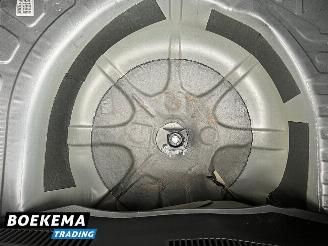 Alfa Romeo MiTo 1.4 Distinctive Clima Navi Elektrisch ramen Licht metaal picture 10
