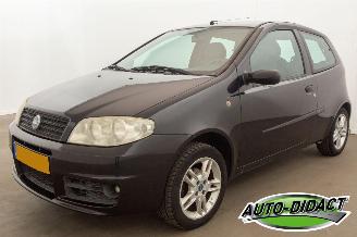 Schadeauto Fiat Punto 1.2 Airco 99.862 km NAP 2005/6