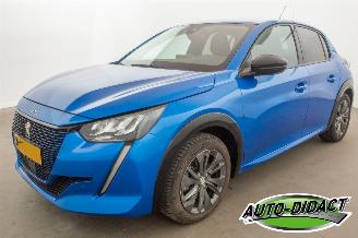 uszkodzony samochody osobowe Peugeot e-208 EV Allure 50 kWh 81.865 KM 2022/4