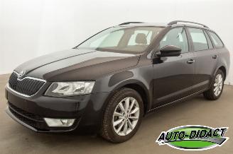 Unfallwagen Skoda Octavia 1.2 TSI 77kW Navi Clima Ambition 2015/8