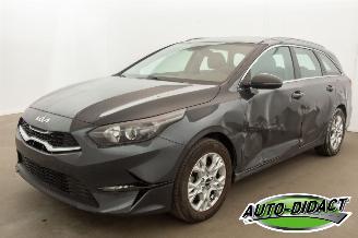 Schadeauto Kia Ceed 1.0 88kW 46.134 km Navi Clima Camera 2024/2