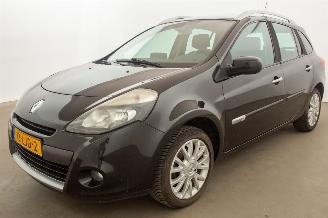 Damaged car Renault Clio 1.2 TCE Clima Navi Dynamique 2010/5