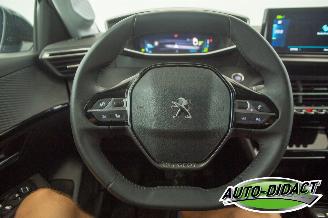 Peugeot e-208 EV 50 kWh Allure Pack picture 5