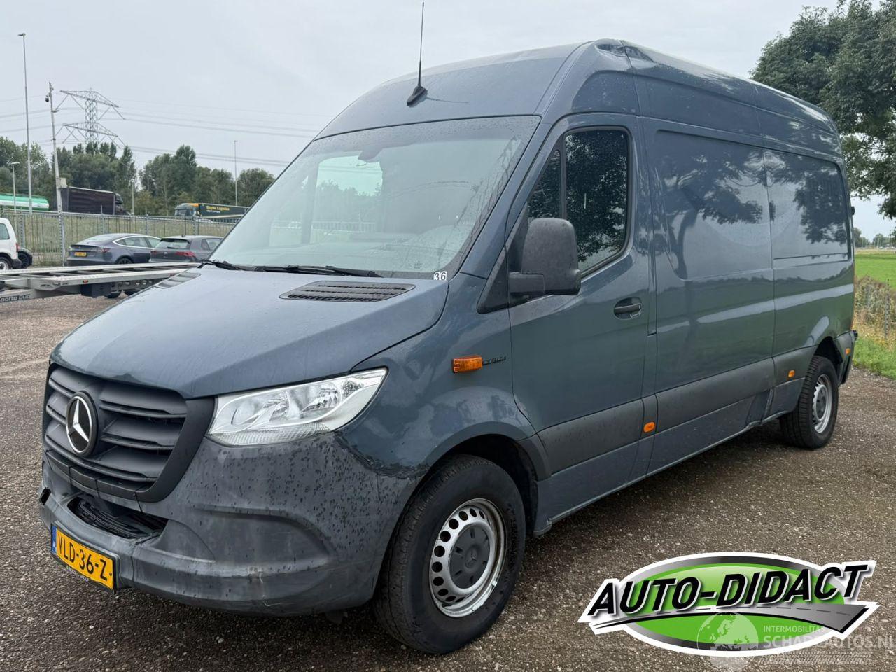 Mercedes eSprinter L2H2 Airco Camera 82.699 km NAP