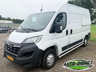 krockskadad bil bedrijf Opel Movano 2.2D L2H2 3.5t Airco 2024/3