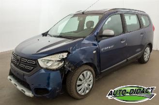 Unfallwagen Dacia Lodgy Stepway 1.5 dCi 7p. Navi Camera Airco Explorer 2017/7