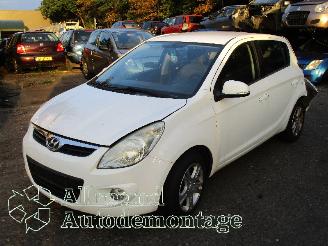Uttjänta bilar auto Hyundai I-20 i20 Hatchback 1.2i 16V (G4LA) [57kW]  (09-2008/12-2012) 2011