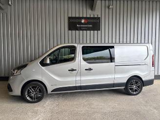 Coche accidentado Nissan Nv300 L2H1 Navi / 5-Sitzer / R-Kamera 2019/7