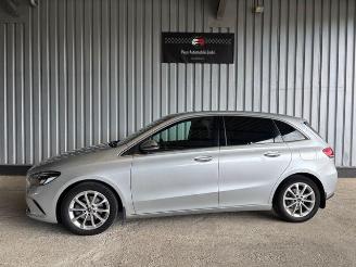 Vaurioauto  passenger cars Mercedes B-klasse  2019/7