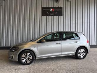 skadebil auto Volkswagen Golf VII Lim. e- 35.8 KWH / LED 2018/7