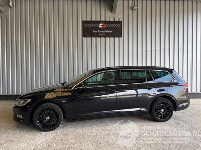 Volkswagen Passat Variant Comfortline DSG / Navigation