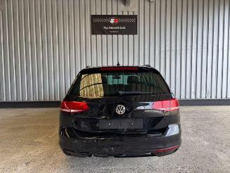 Volkswagen Passat Variant Comfortline DSG / Navigation picture 5