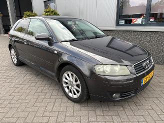 Unfallwagen Audi A3 2.0 FSI Attraction 2003/7