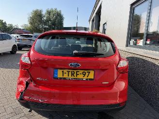 Ford Focus 1.0 EcoBoost picture 32
