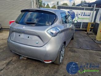 Purkuautot passenger cars Renault Zoé Zoe (AG), Hatchback 5-drs, 2012 46kW 2013/11