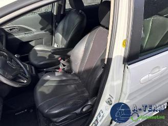Mazda 5  picture 15