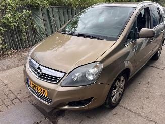 Coche accidentado Opel Zafira CDTI 7 persoons 2013/5