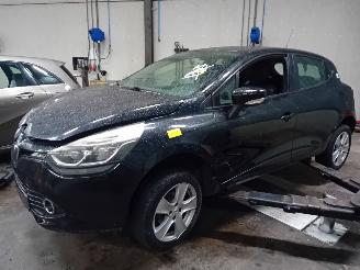 Sloopauto Renault Clio Clio IV (5R) Hatchback 5-drs 0.9 Energy TCE 90 12V (H4B-400(H4B-A4)) [=
66kW]  (11-2012/08-2021) 2012