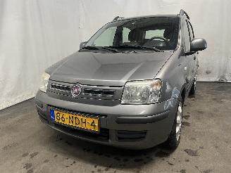 Coche accidentado Fiat Panda Panda (169) Hatchback 1.2, Classic (169.A.4000(Euro 5)) [51kW]  (03-20=
10/08-2013) 2010/8