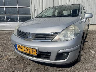 uszkodzony samochody osobowe Nissan Tiida Tiida (C11X) Hatchback 1.6 16V (HR16DE) [81kW]  (09-2007/12-2011) 2008/1