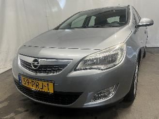 uszkodzony samochody osobowe Opel Astra Astra J (PC6/PD6/PE6/PF6) Hatchback 5-drs 1.4 Turbo 16V (A14NET(Euro 5=
)) [103kW]  (12-2009/10-2015) 2011/3