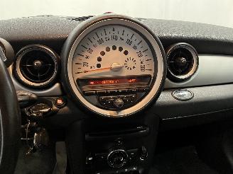 Mini Mini Mini (R56) Hatchback 1.6 16V One (N16-B16A) [55kW]  (03-2010/11-2013) picture 18