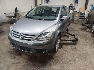 demontáž osobní automobily Volkswagen Golf Golf Plus (5M1/1KP) MPV 1.6 FSI 16V (BLF(Euro 4)) [85kW]  (12-2004/05-=
2008) 2005/5