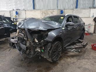 Autoverwertung Kia Optima Optima Sportswagon (JFF) Combi 1.6 T-GDi 16V (G4FJ) [132kW]  (01-2018/=
12-2019) 2019/11