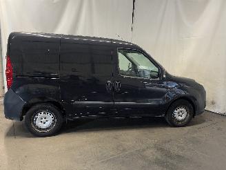 Opel Combo Combo Van 1.3 CDTI 16V (330.A.1000) [70kW]  (03-2016/12-2018) picture 6