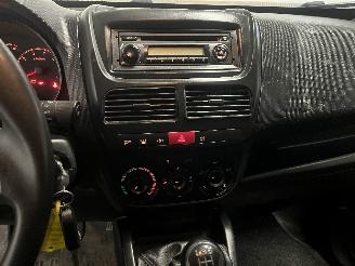 Opel Combo Combo Van 1.3 CDTI 16V (330.A.1000) [70kW]  (03-2016/12-2018) picture 14